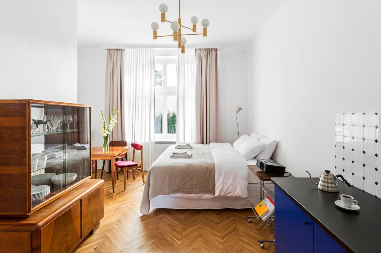 Wesola Apartments Краков Экстерьер фото